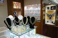 s-queenpantra-06.jpg
